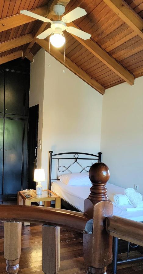 Dellas The House With The Loft. Lixouri Luaran gambar